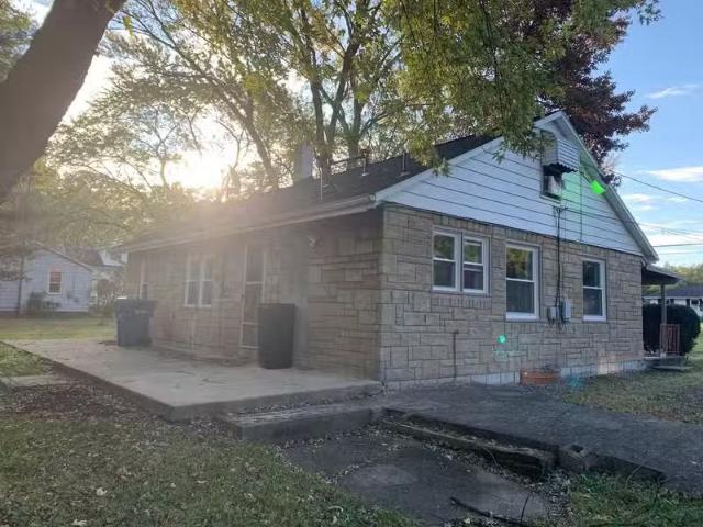 House for rent in Youngstown