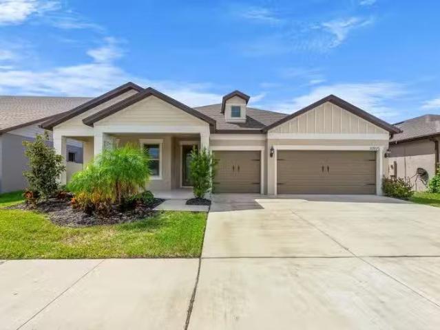 House for rent in Riverview