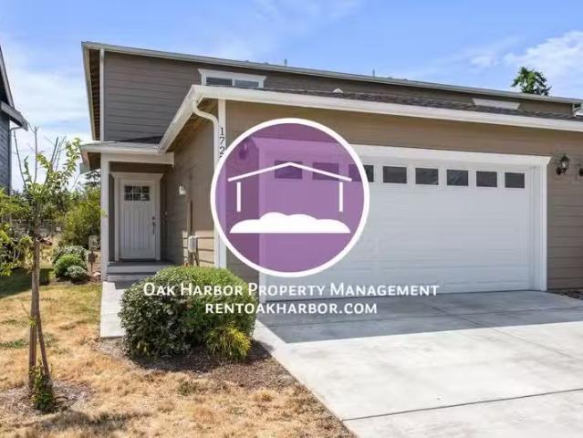 House for rent in Oak Harbor