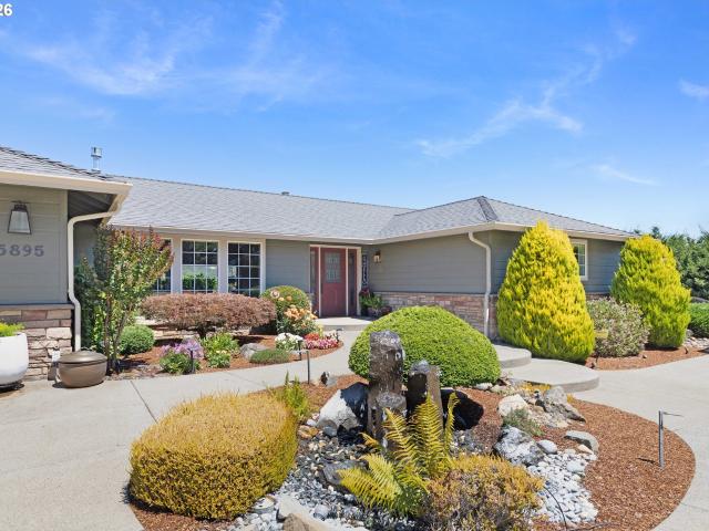 House for sale in Oregonia
