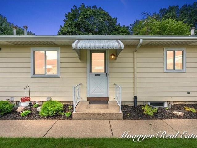 Condo for sale in Grand Rapids, Michigan