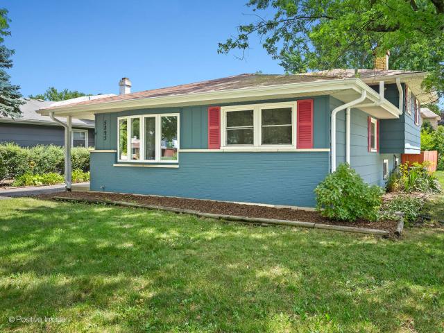 House for sale in Clarendon Hills