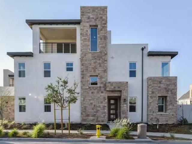 House for rent in Orange County Great Park, Irvine