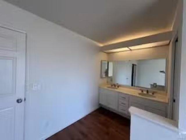 Condo for rent in North Hollywood