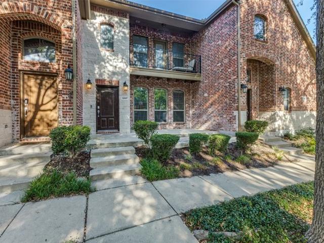 Townhouse for sale in Frisco, Texas