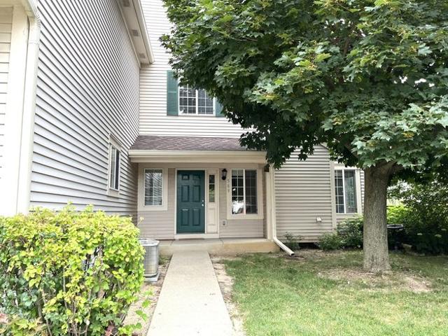Townhouse for sale in Fox Lake, Illinois