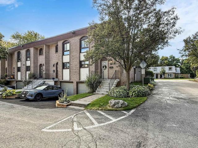 Condo for sale in Burlington, Ontario