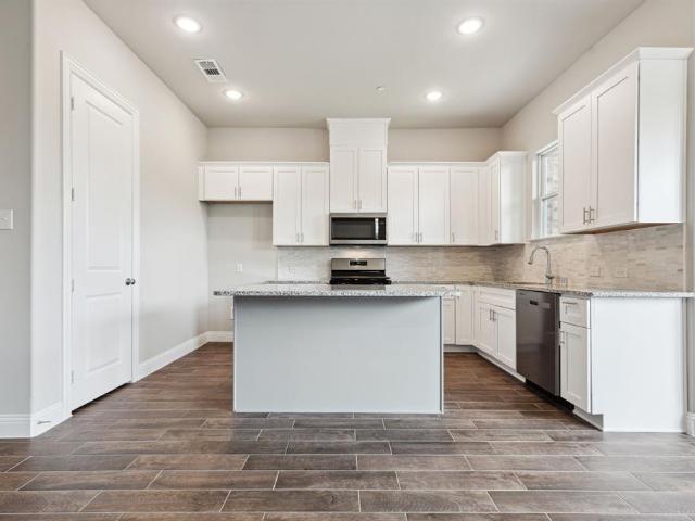 Townhouse for sale in Lewisville