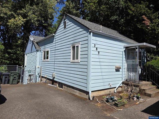 House for sale in Oregonia