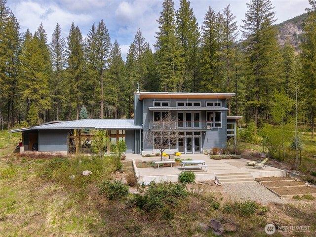 House for sale in Mazama, Washington