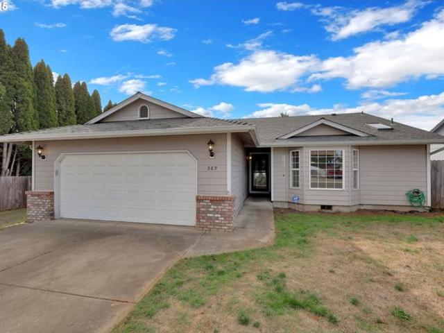 House for sale in Creswell, Oregon