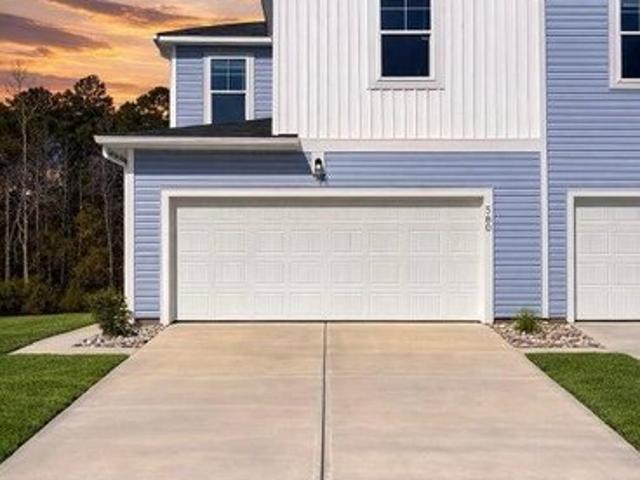 Townhouse for sale in Jacksonville, North Carolina