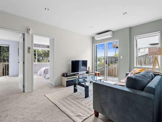 House for sale in Whangaparaoa