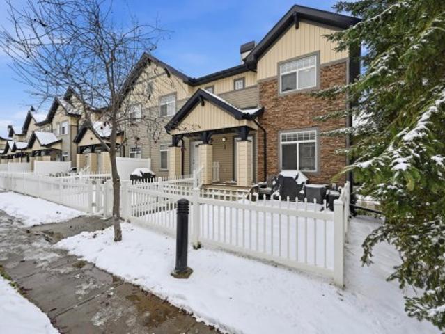 Townhouse for sale in The Hamptons, Edmonton