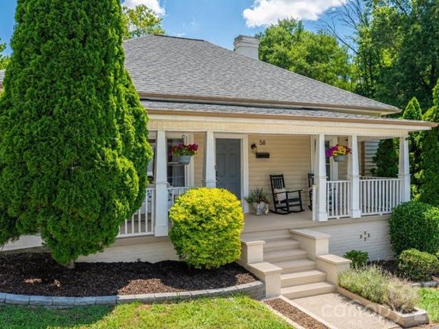 House for sale in Cramerton, North Carolina