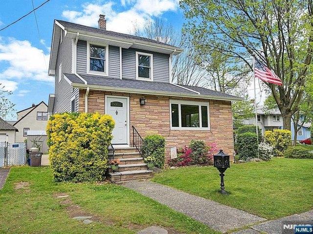 House for sale in Ridgefield Park, New Jersey