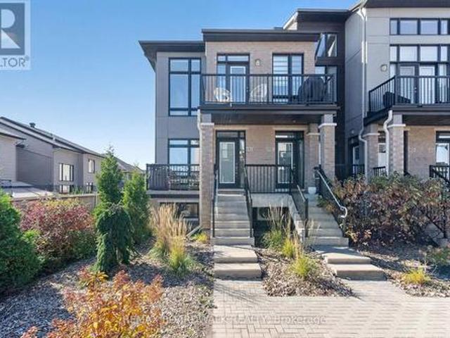 Townhouse for sale in Osgoode, Ottawa