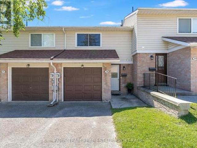 Townhouse for sale in Midland, Ontario