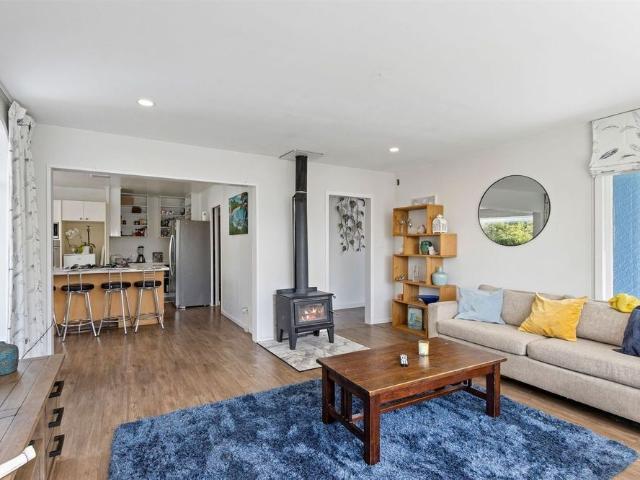 House for rent in Chaslands, Canterbury