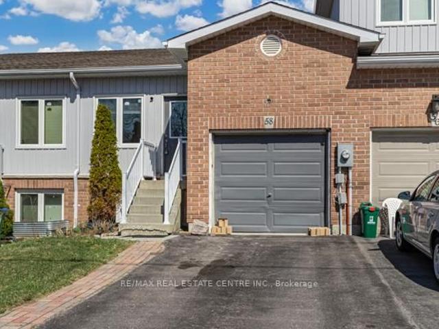 Townhouse for rent in Woburn, Ontario