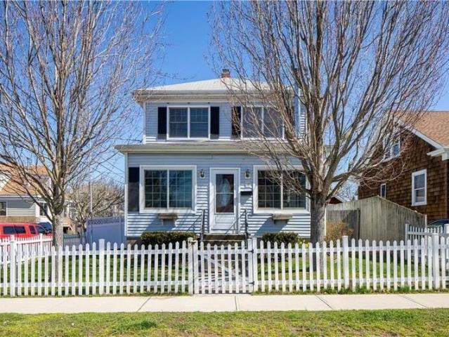 House for rent in Newport