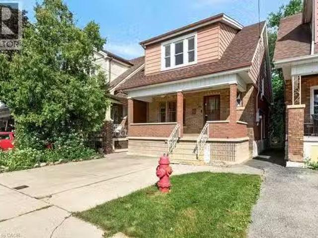 House for rent in Ancaster, Ontario