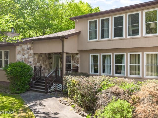 House for sale in Newfoundland, Pennsylvania