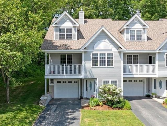 Condo for sale in North Uxbridge, Massachusetts