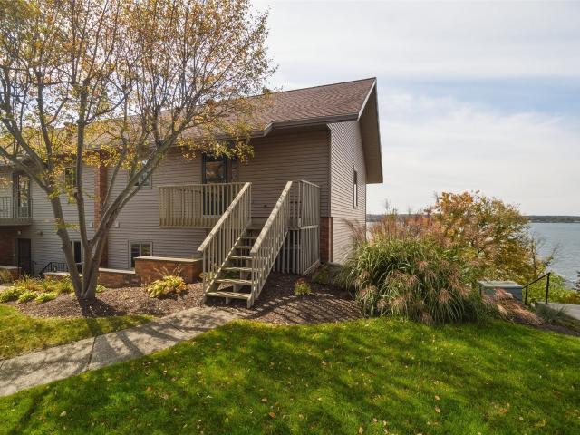 Condo for sale in Shorelands, Town of Chautauqua
