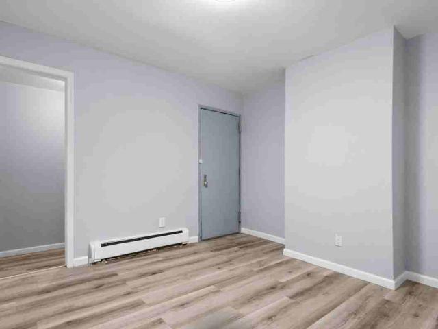 Apartment for rent in Glenwood, New York