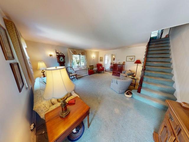 House for sale in The Bronx, Glenwood