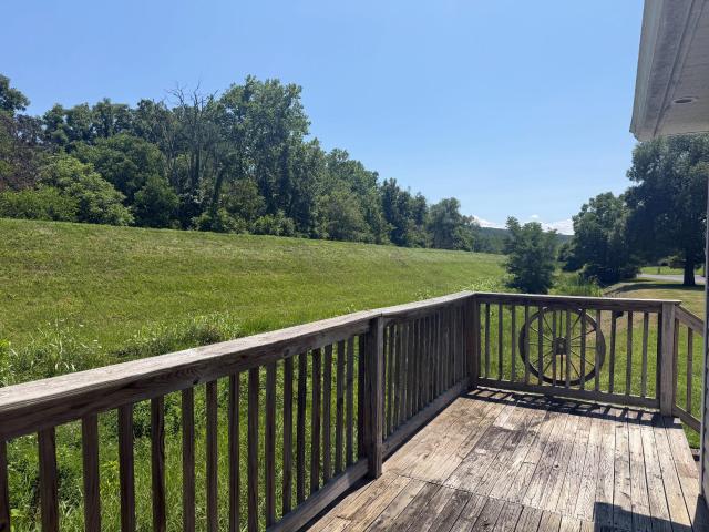 House for sale in Petersburg, West Virginia