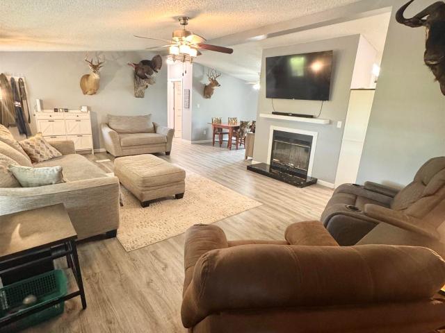 House for sale in West Lebanon, Indiana