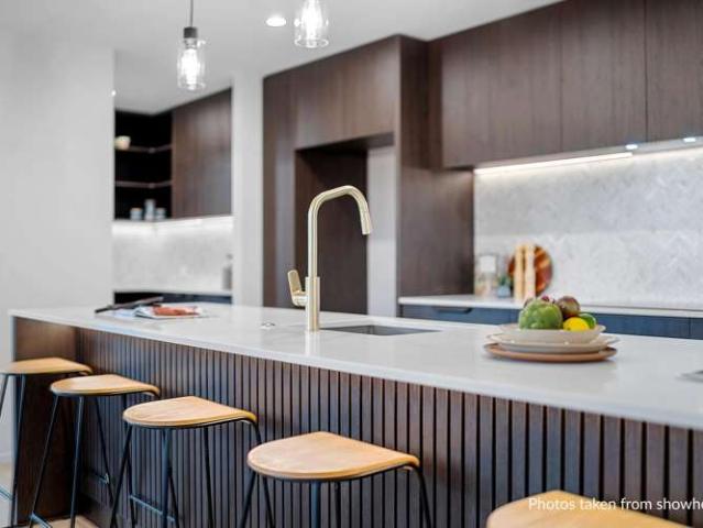 House for sale in Chaslands, Canterbury