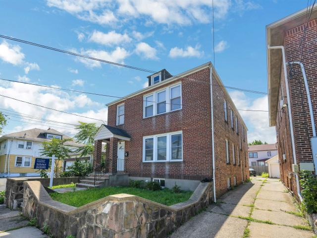 House for sale in Bloomfield, New Jersey