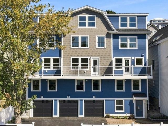 Condo for sale in Gloucester, Massachusetts
