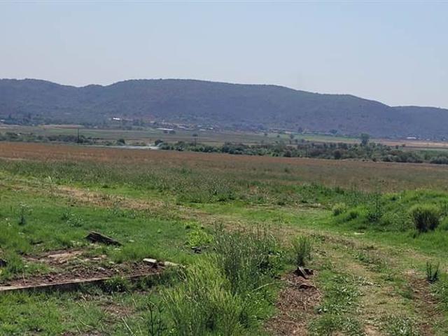 Farm for sale in Hartbeespoort Dam Nature Reserve, North West