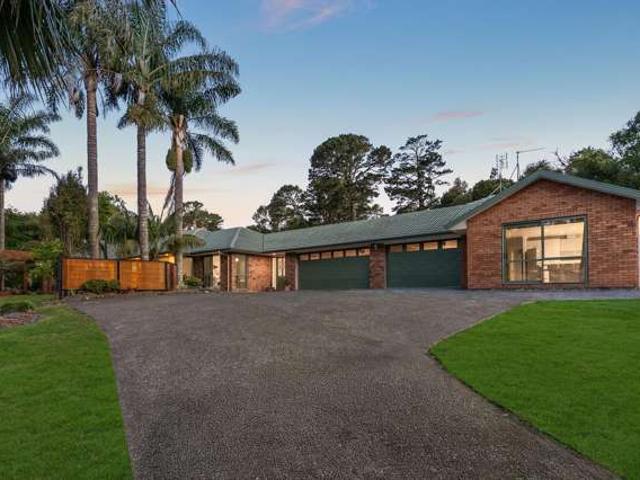 House for sale in Paremoremo