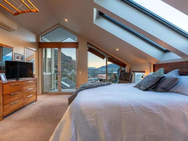 Apartment for sale in Otakou