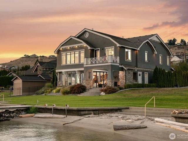 House for sale in Chelan, Washington
