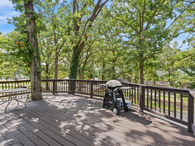 House for sale in Stone, Missouri