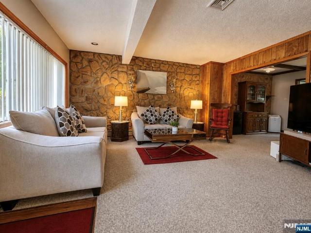 House for sale in Bloomfield, New Jersey