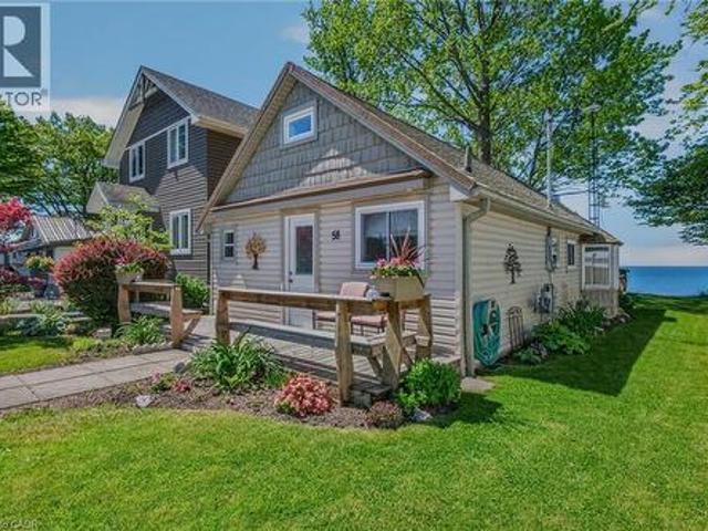 House for sale in Ontario