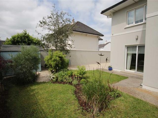 Detached House for sale in Portlaoise, North Tipperary