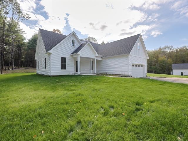 House for sale in Charlton, Massachusetts