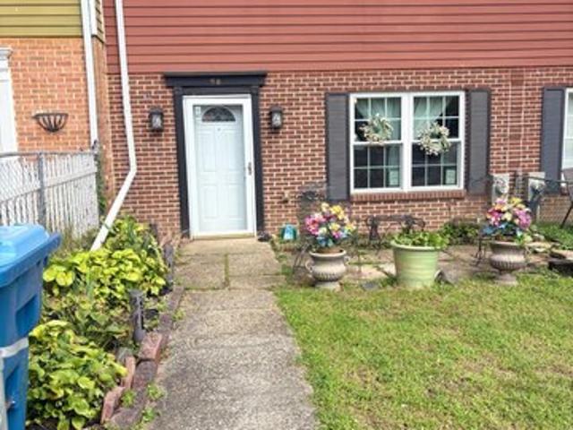 Townhouse for sale in Spring Meadow, Rising Sun