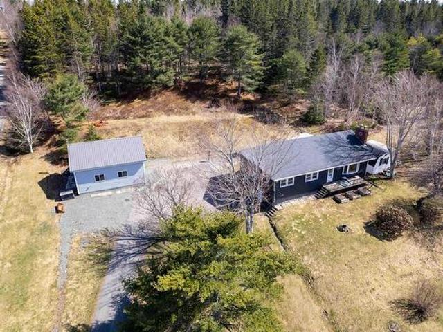 House for sale in Boularderie East, Nova Scotia