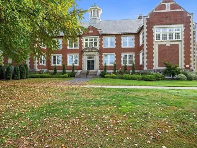 Condo for sale in Hatfield, Massachusetts