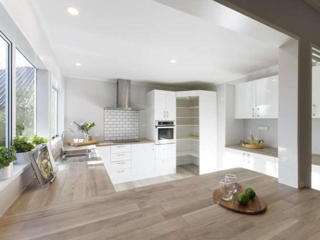 House for sale in Chaslands, Canterbury