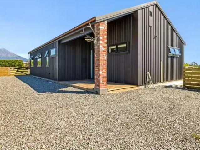 House for sale in Pembroke, Taranaki